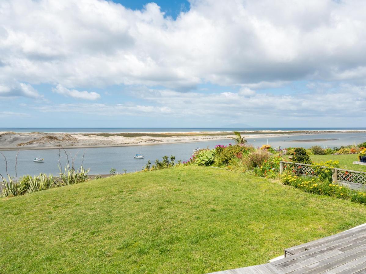 Roberts Retreat - Mangawhai Holiday Home Exteriör bild